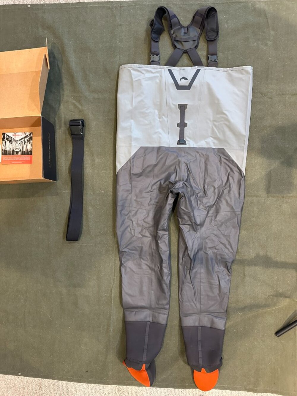 Simms Confluence Waders - Picture 7 of 13